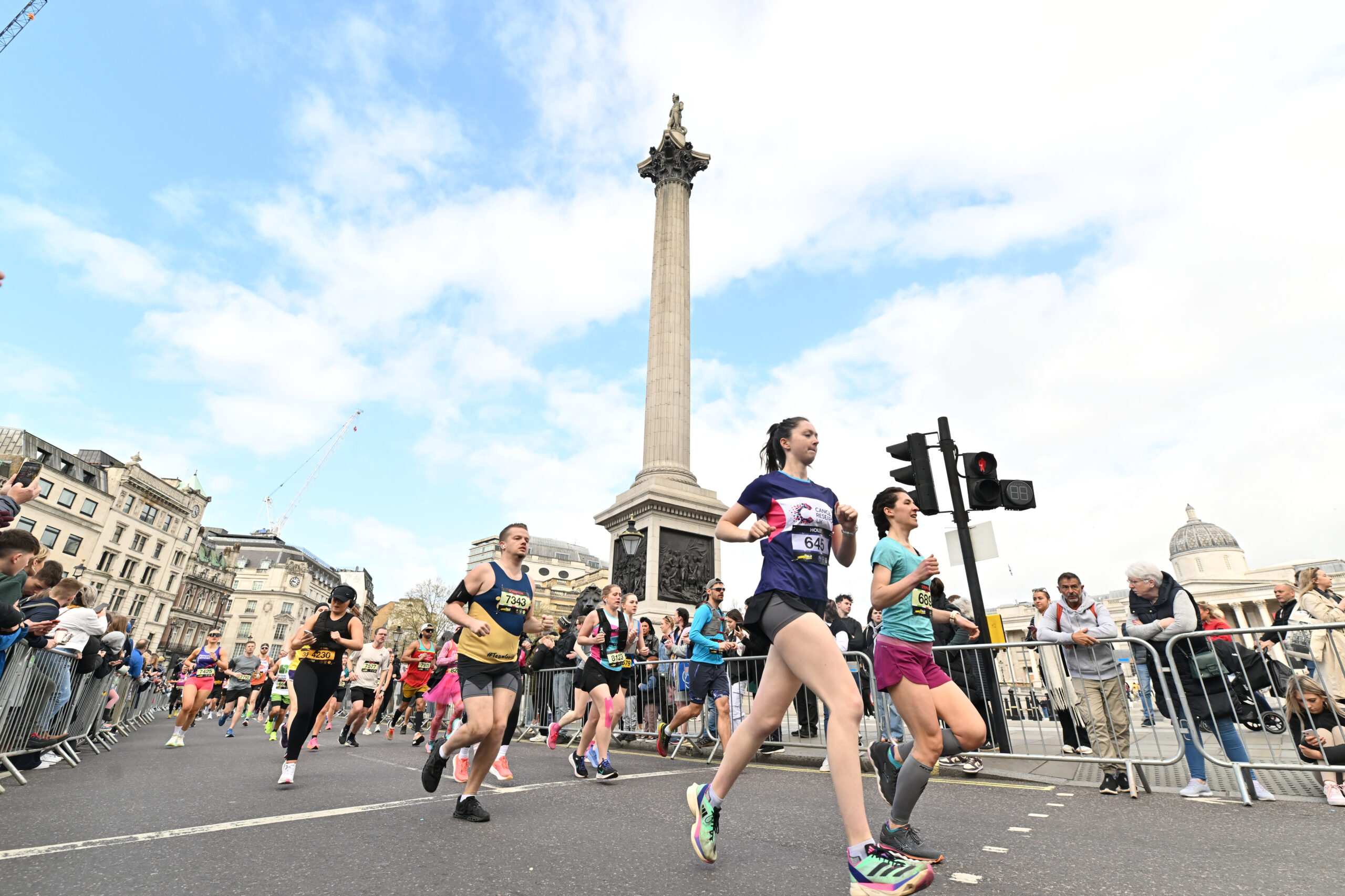 People running the London Landmarks run